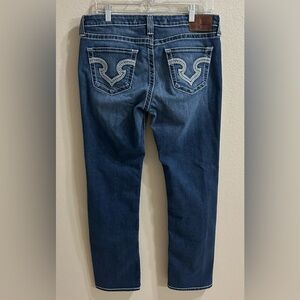 Big Star Nina Jeans Size 32R Mid Rise Straight Leg Medium Wash Embroidered Denim